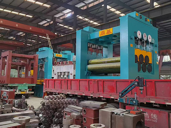 纵剪开卷校平生产线发货现场